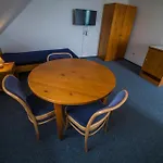 Elsyn Dvur Hotel