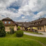 Hotel Elsyn Dvur