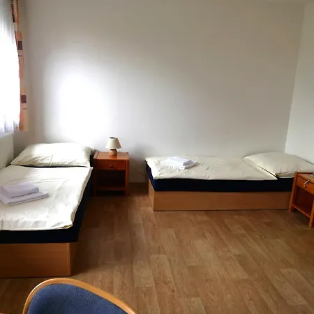 Elsyn Dvůr 3* Stachy