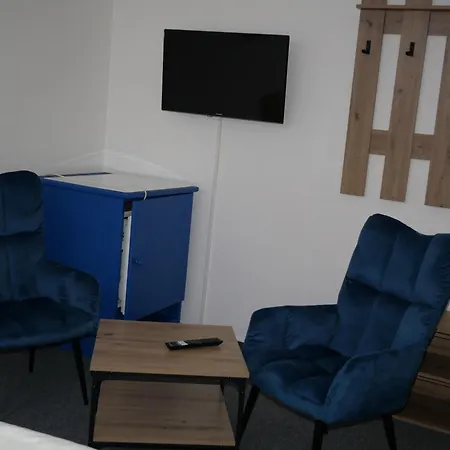 Hotel Elsyn Dvůr 3*