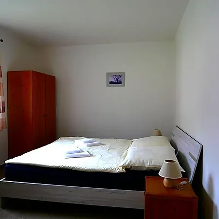 Hotel Elsyn Dvur