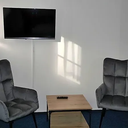 Elsyn Dvur Hotel